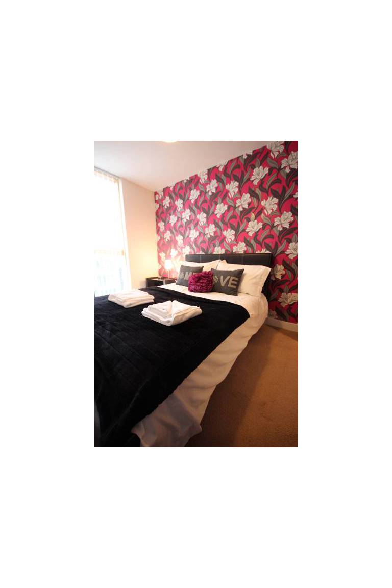 Prime Location Lets - Vizion Apartments 