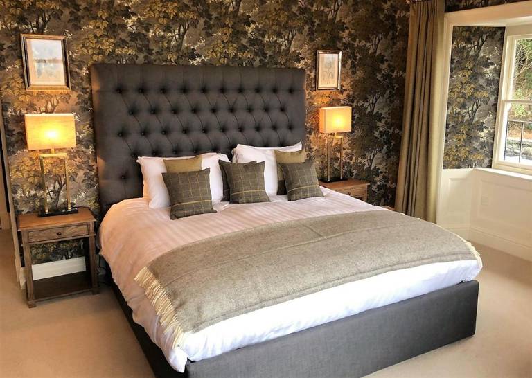 Ravenstone Manor Hotel and Restaurant 