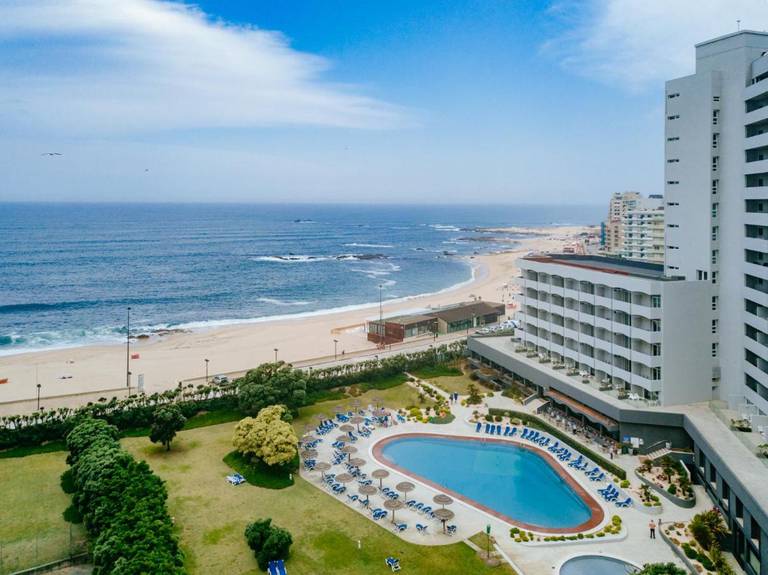 Axis Vermar Conference & Beach Hotel
