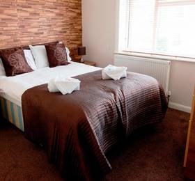 Туры в Three Bridges B & B - Gatwick  в Великобритании