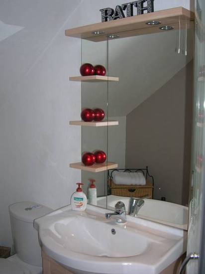 Invernente Bed and Breakfast  Великобритания, Календер