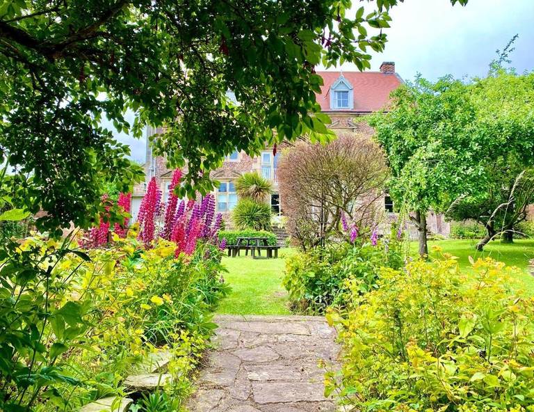 Ruswarp Hall Bed & Breakfast 