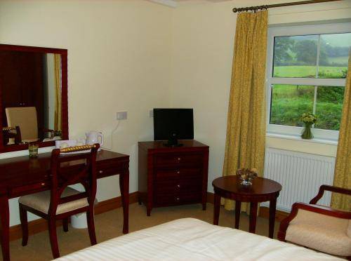The Hollybrook Country Inn  4* Великобритания, Кармартен