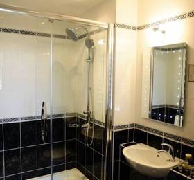 Llansantffraed Court Hotel  в Абергавенни