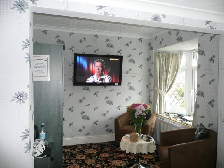 Cherry Blossom Guest House 