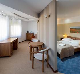 Kompleks Hotelowy Logos  в Августуве