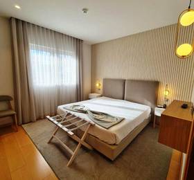 Отдых в Hotel Albergaria Borges  - Португалия, Шавиш