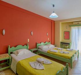 Sideris Lambros Rooms в Парге
