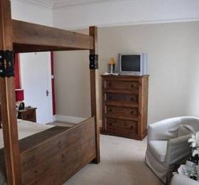 Hillcrest Guesthouse  в Уитби