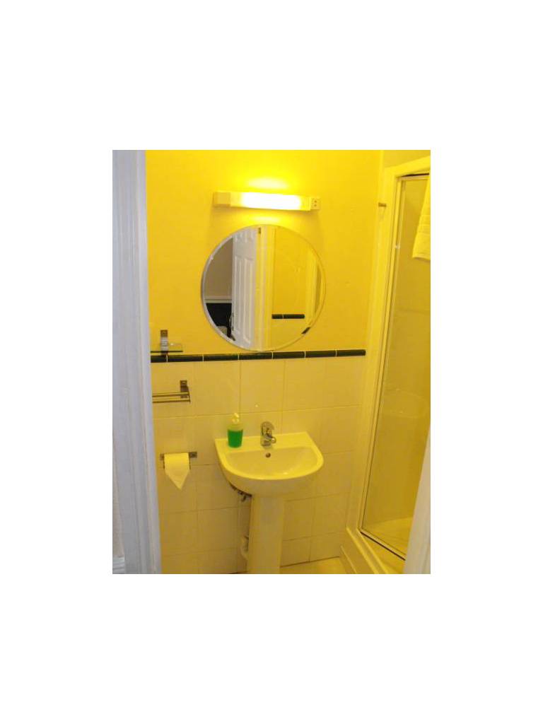 Highbury Guest House 