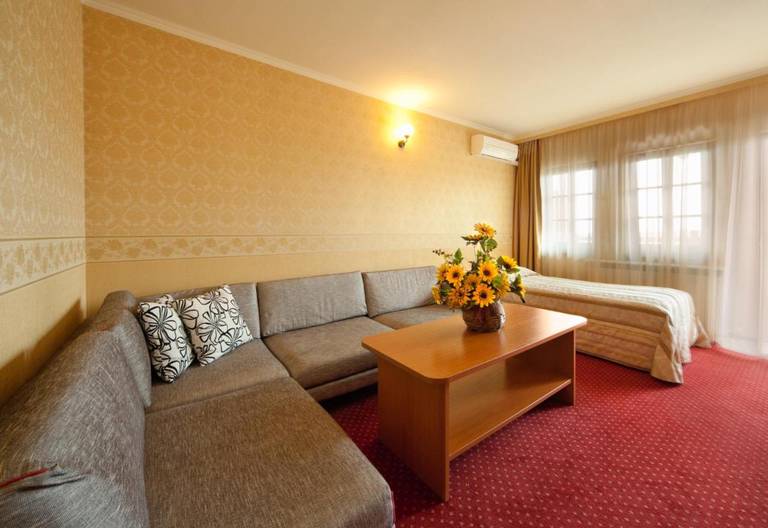 Sevastokrator Hotel 
