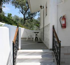 Studios Villa Eleni  в Город Скиатосе