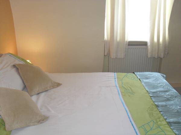 Lyndale Guest House  Великобритания, Уэймут