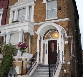 Lampton Guest House  в Хаунслоу