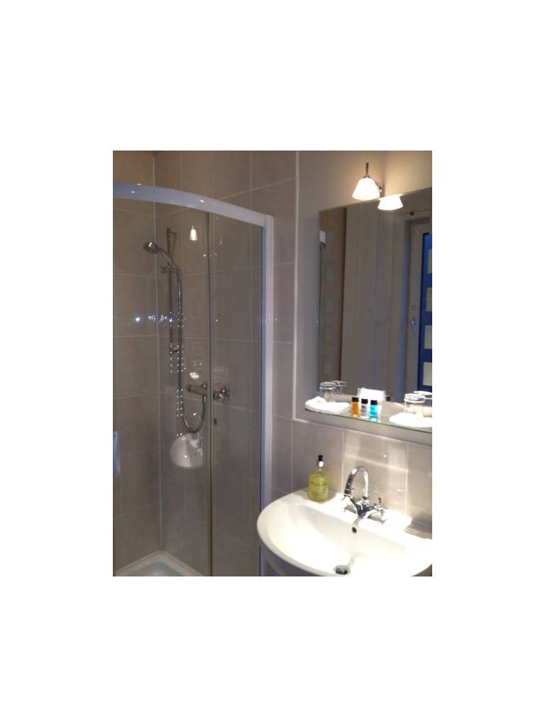 Thorlee Guest House 