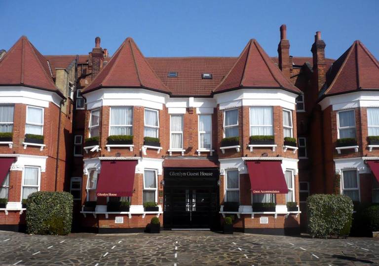 Glenlyn Guest House 