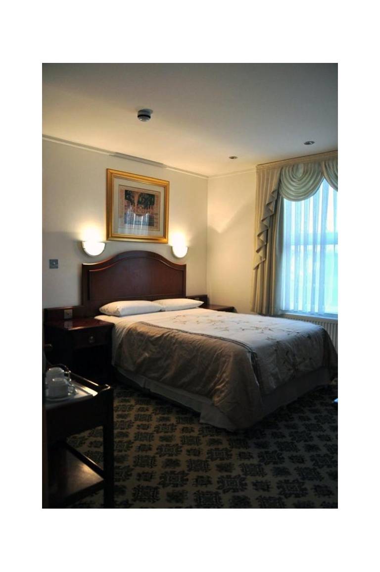 Acorn Lodge Gatwick 