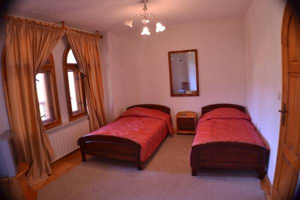 Family Hotel Silver  2* Болгария, Смолян