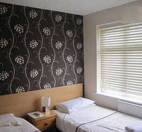 Willow Guest House  в Хиллингдоне