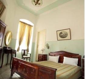 Monte Kristo Hotel  в Эрмоуполисе