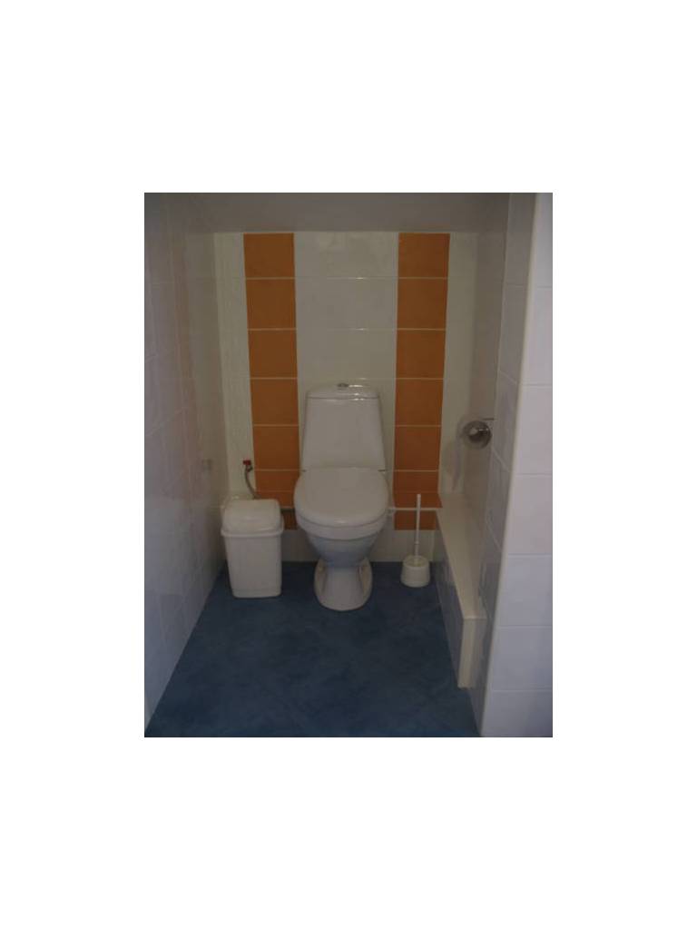 Ganovi Guest House 