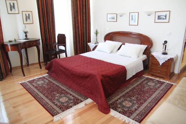 Hotel Panellinion