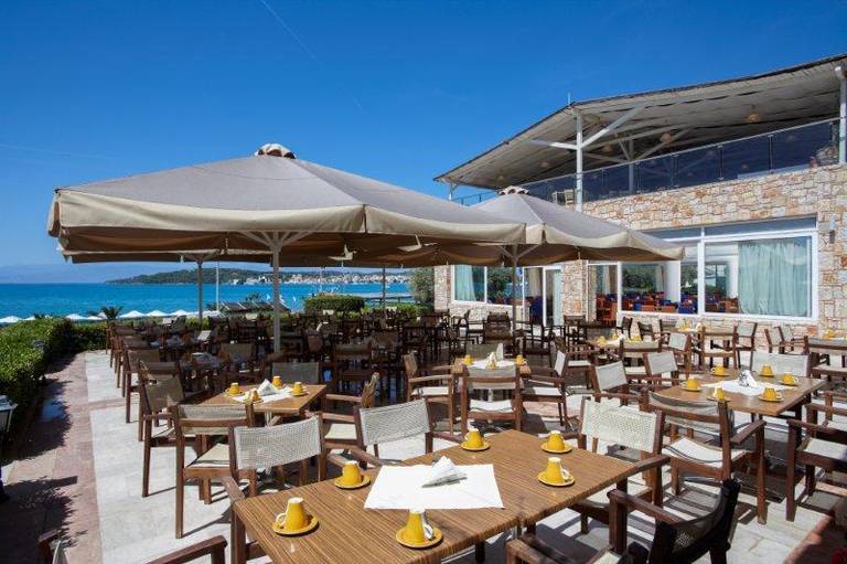 Nautica Bay Hotel 