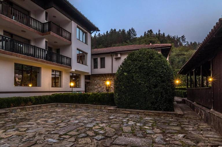 Hotel Hitar Petar 