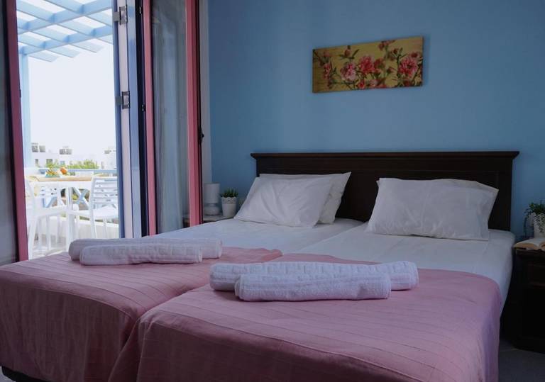 Cybele Apartments 