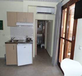 Krinio's Studios  в Ханье