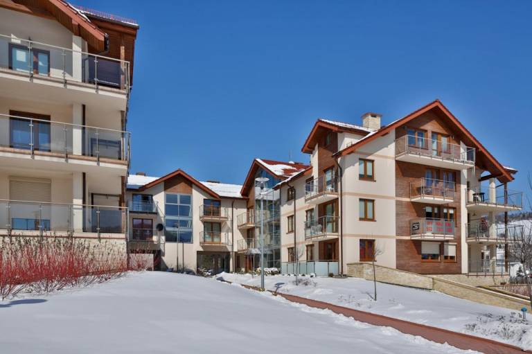 Lemon Apartments 