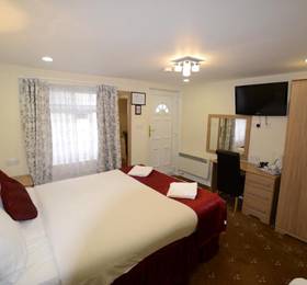Cranbrook Hotel  в Илфорде