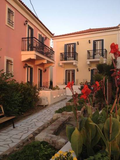 Michaelia Hotel  2* Греция, Петра