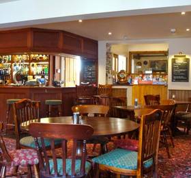 The Globe Inn  в Кингсбридже
