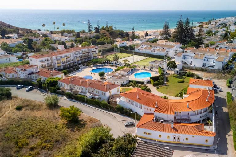 Luz Bay Hotel 