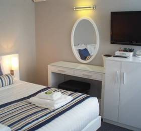 Туры в Riviera Hotel в Великобритании