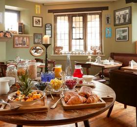 Burford House  в Берфорде