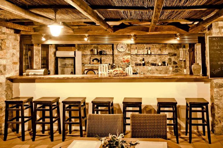 Vigles Hotel 