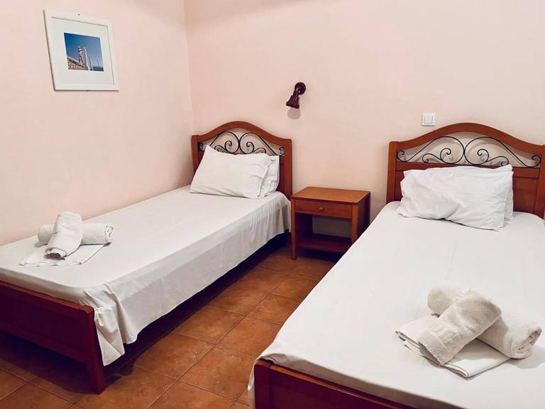 Faros Hotel 