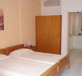 Avra Rooms  в Мириной