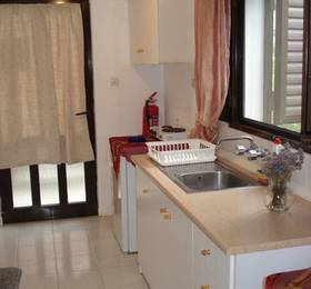Avra Rooms  в Мириной