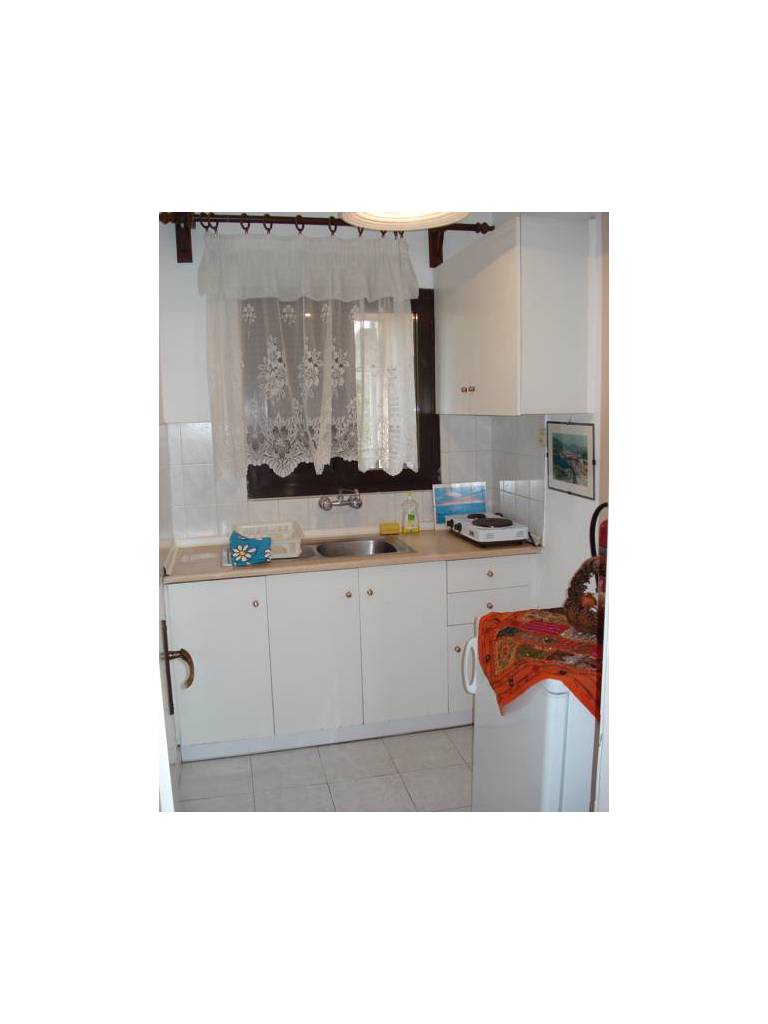Avra Rooms 