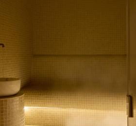 Lucy Hotel в Кавале