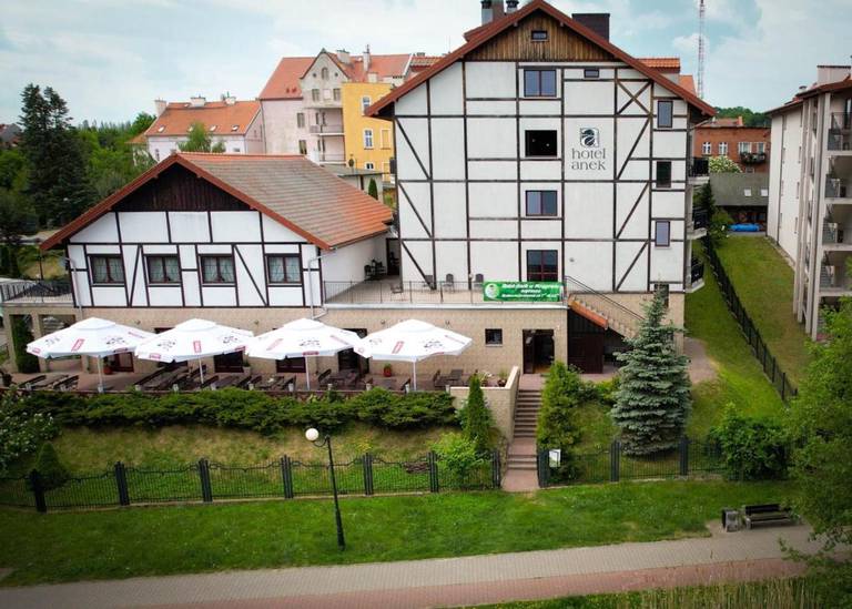 Hotel Anek 