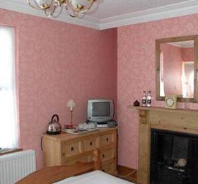 Туры в Llwyn Hall  в Великобритании