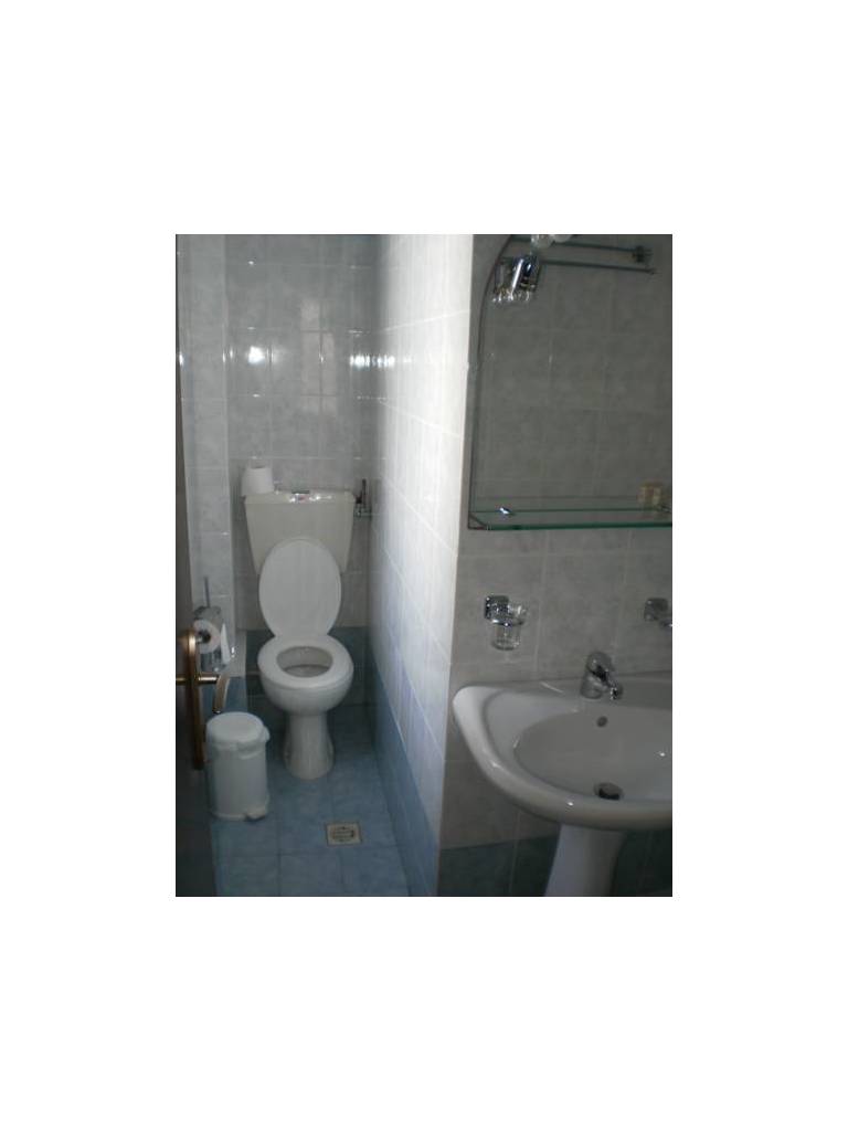 Pia Rooms 