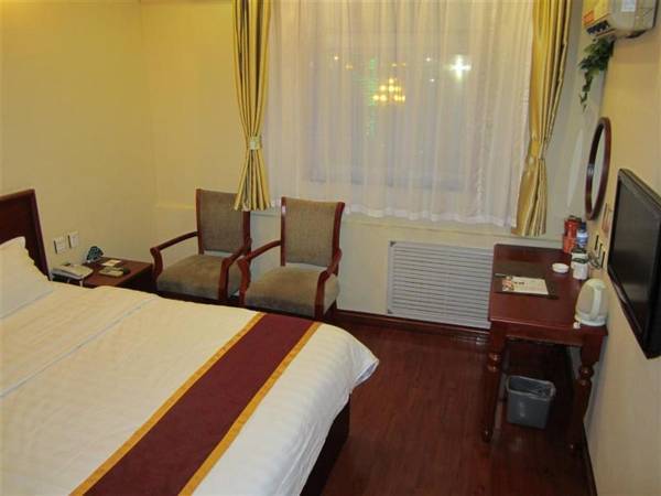 GreenTree Inn Weihai Bus Station Express Hotel  3* Китай, Вейхай