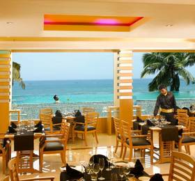 The Quilon Beach Hotel and Convention Center  в Колламе
