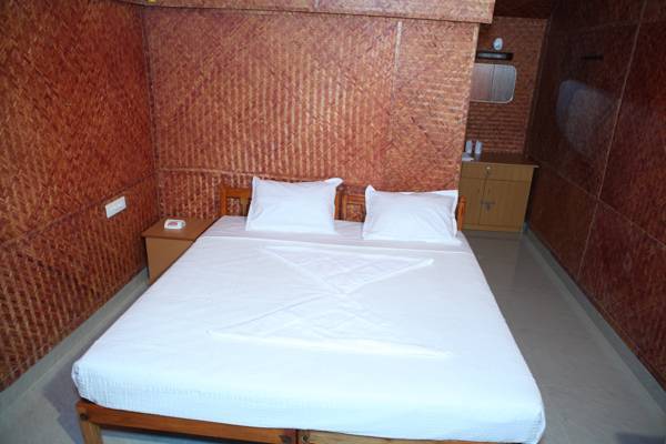 Savithri Inn Bamboo Cottages & Resorts  1* Индия, Варкала