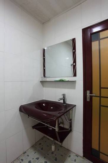 Sanya Noble The Seaview Tavern Hotel  3* Китай, Хайнань
